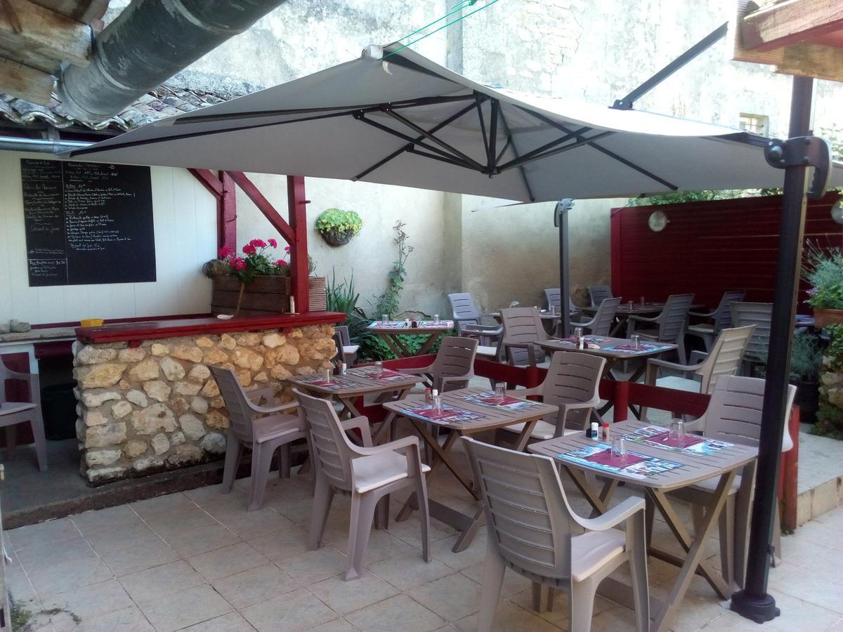 Hotel Restaurant De L'Union Mirambeau  Exterior foto